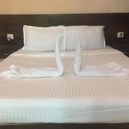 קנדולים Ave Maria Guest House מראה חיצוני תמונה